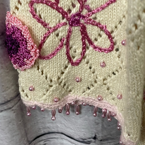 Vintage HSN Storybook Knits Ivory Sweater Jacket Floral with Beading Size Medium - Picture 3 of 7